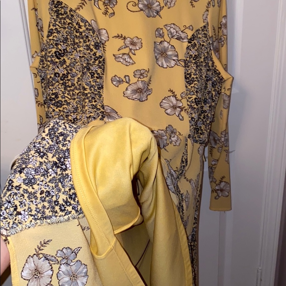 Yellow Floral Dress - Picture 4 of 4